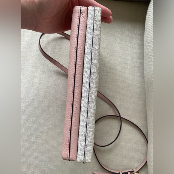 Michael Kors Bag - Picture 8 of 11